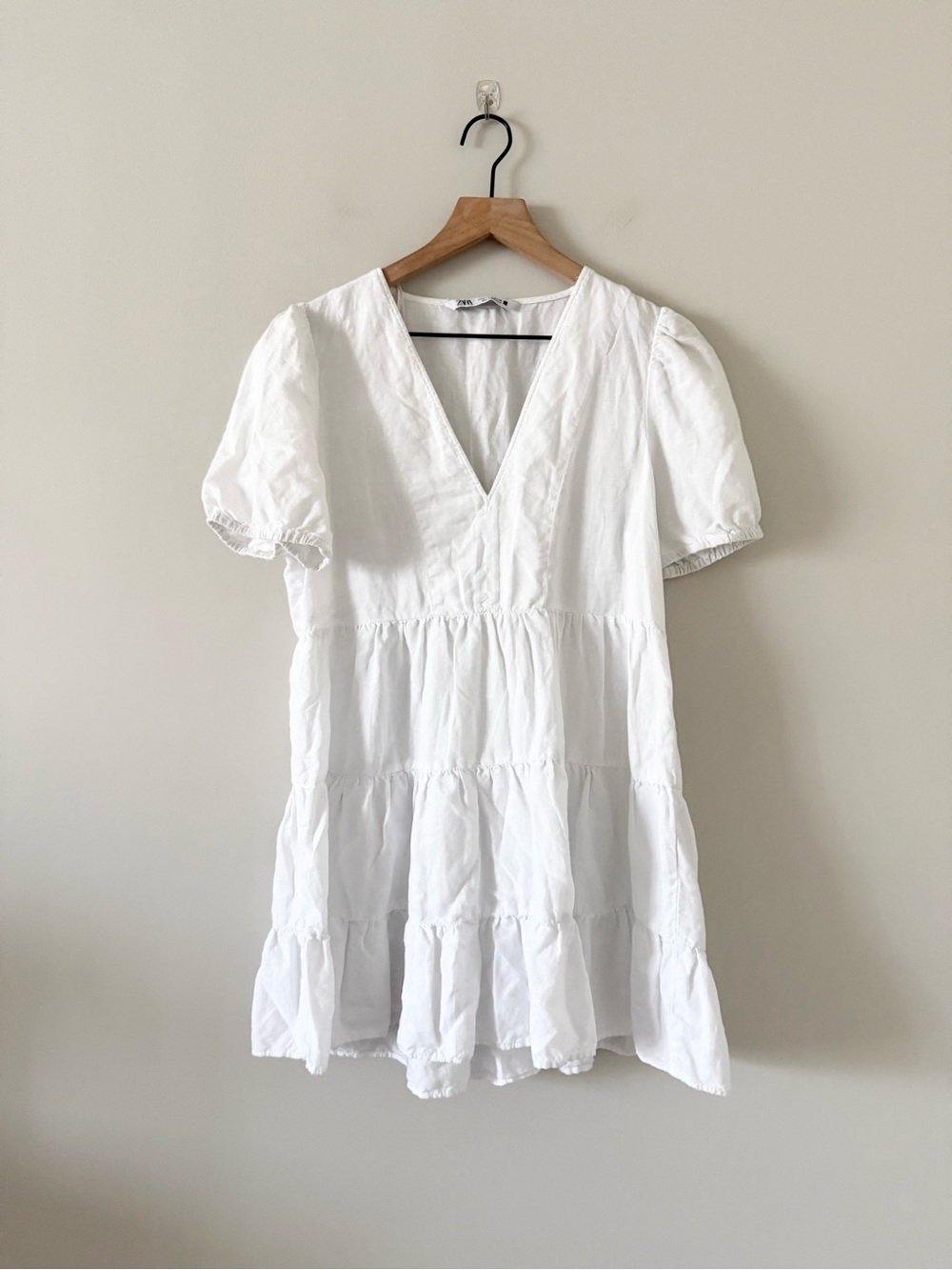 Zara Short Sleeve White V-Neck Tiered Mini Dress Size S